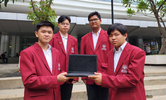 UCCD FTI Untar Raih Honorable Mention for Best Pitch pada GameJamPlus 24/25 dengan “One Last Game”