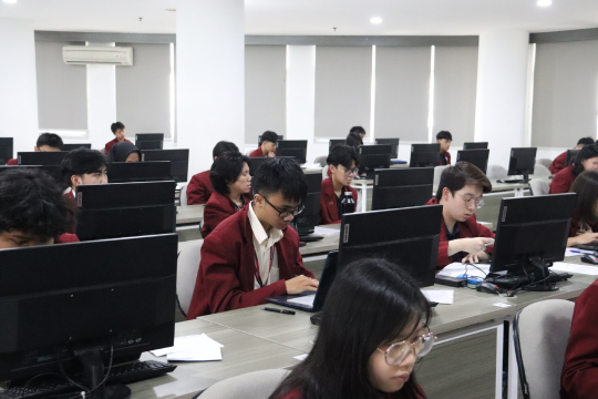 Berita – Suasana Ujian Akhir Semester-1